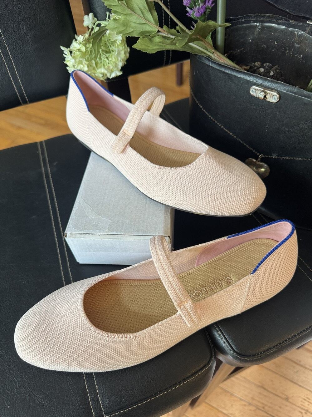 new Rothys maryjane flat size 9 (700